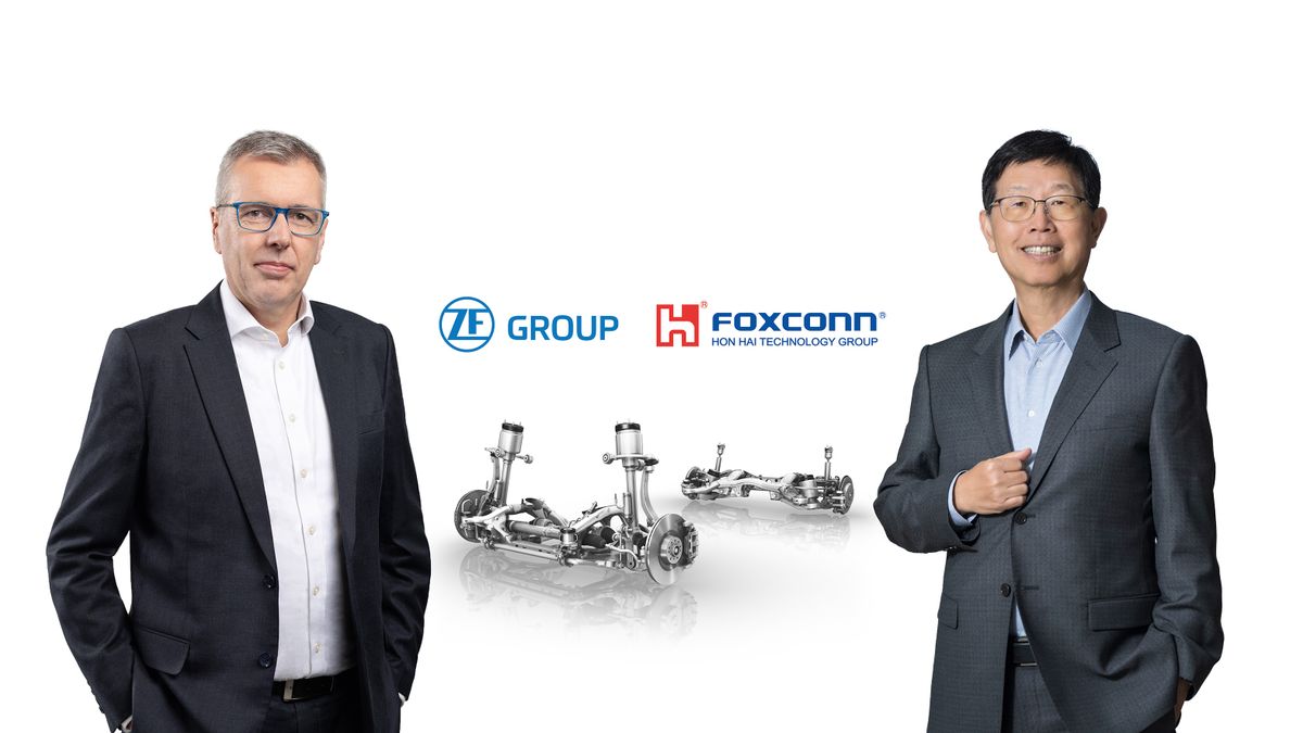 picture of ZF Group CEO Dr. Holger Klein (left) and Young Liu, CEO and Chairman of Foxconn