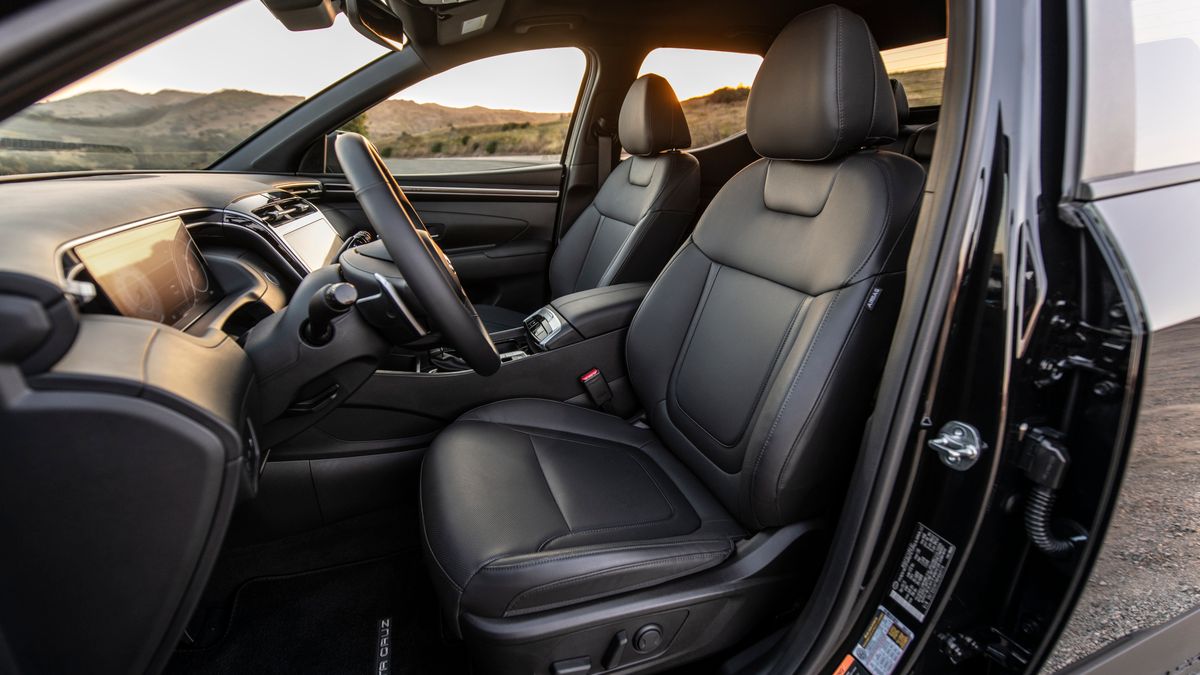 The black interior front seats of Hyundai's 2024 Santa Cruz XRT.